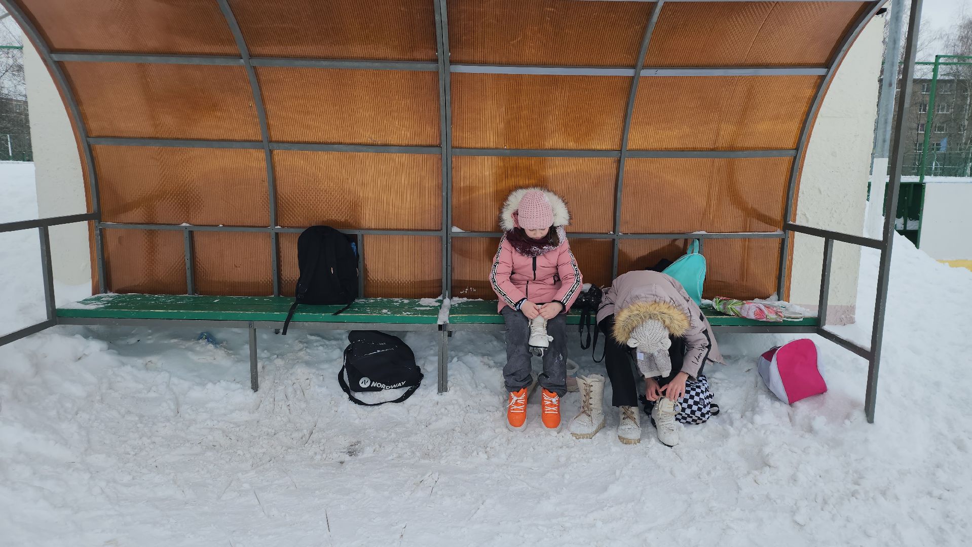 Зима в Подмосковье, зимние виды спорта, каток, Старая Купавна, Богородский городской округ,