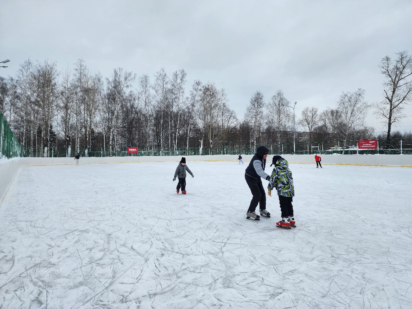 Зима в Подмосковье, зимние виды спорта, каток, Старая Купавна, Богородский городской округ,