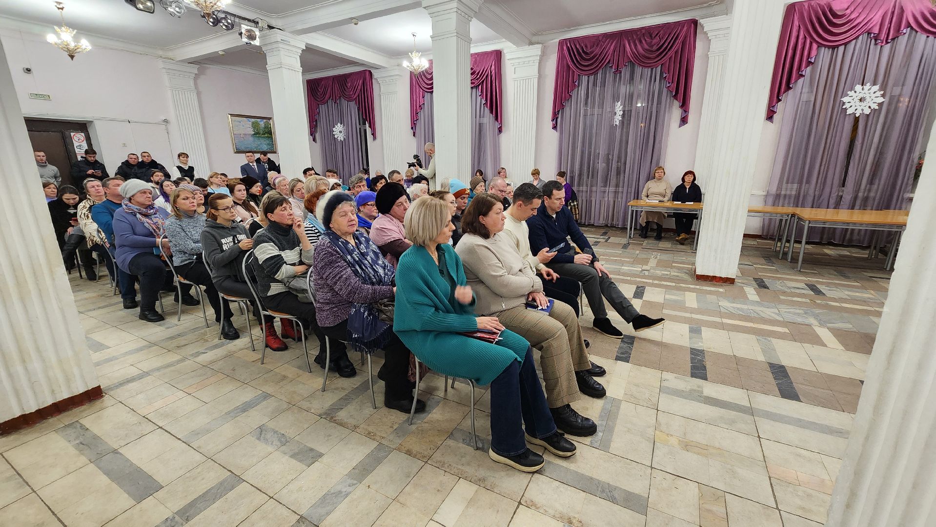 Солнечногорск, администрация, выездная администрация, общество, жители,