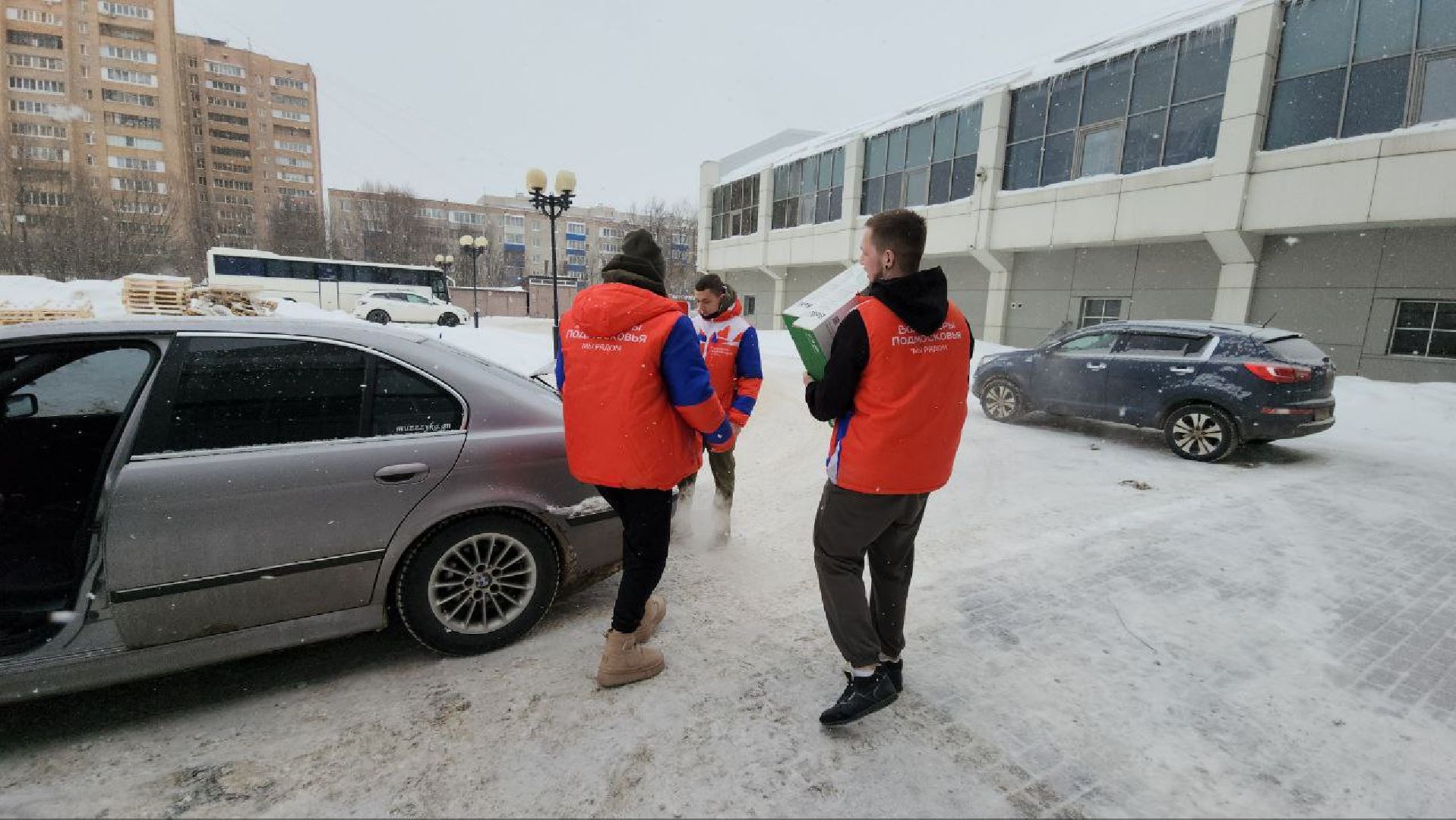 подольск, городской округ подольск, подмосковье, ЖКХ, волонтеры, помощь жителям, обогреватели, тепло жителям, добрые дела, помощь военнослужащим,