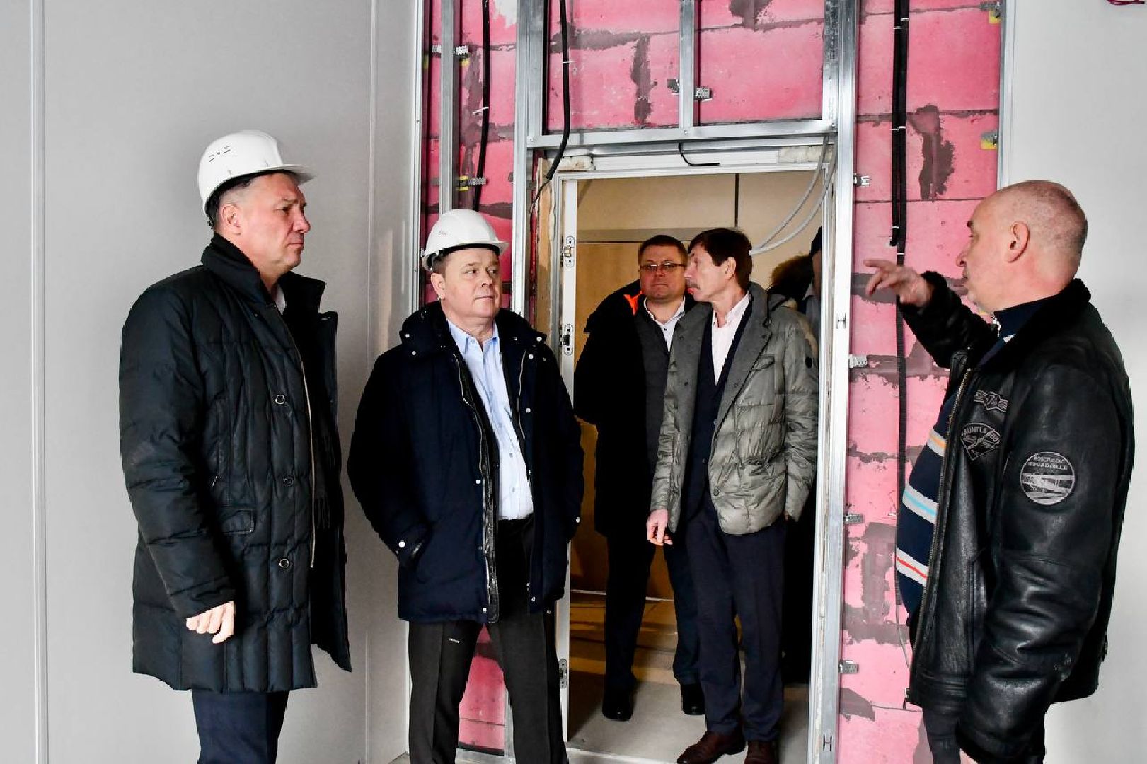 взрослая поликлиника, Жуковская ОКБ, капитальный ремонт, Аубакиров, Семенов,