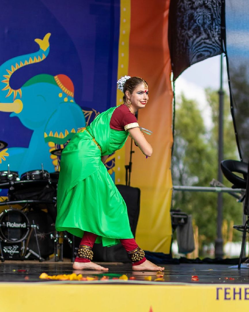 шаховская, индийские танцы,