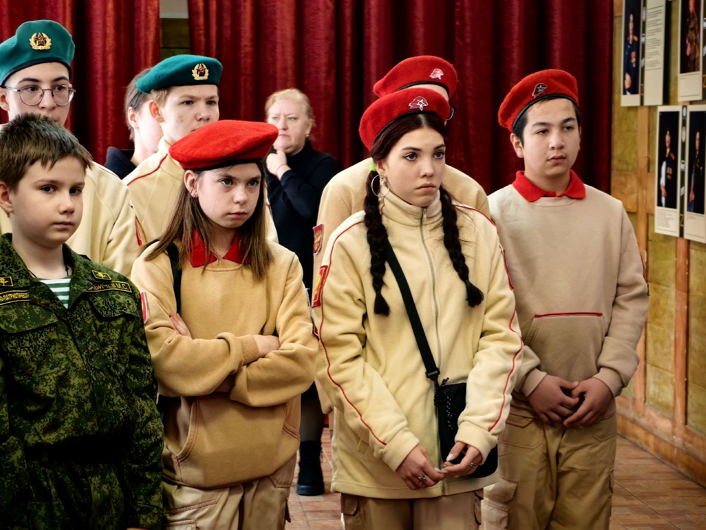 СВО, герои СВО, выставка портретов, награды, юнармия,