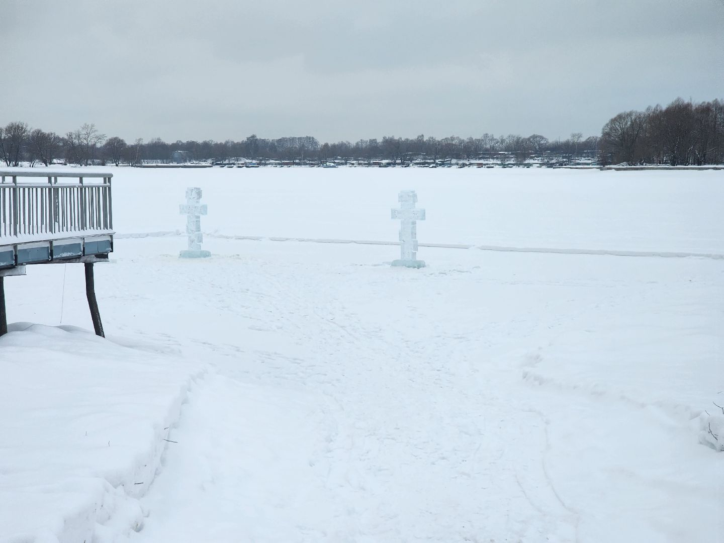 Долгопрудный, крещение господне, купель, Ледяные фигуры, арка,