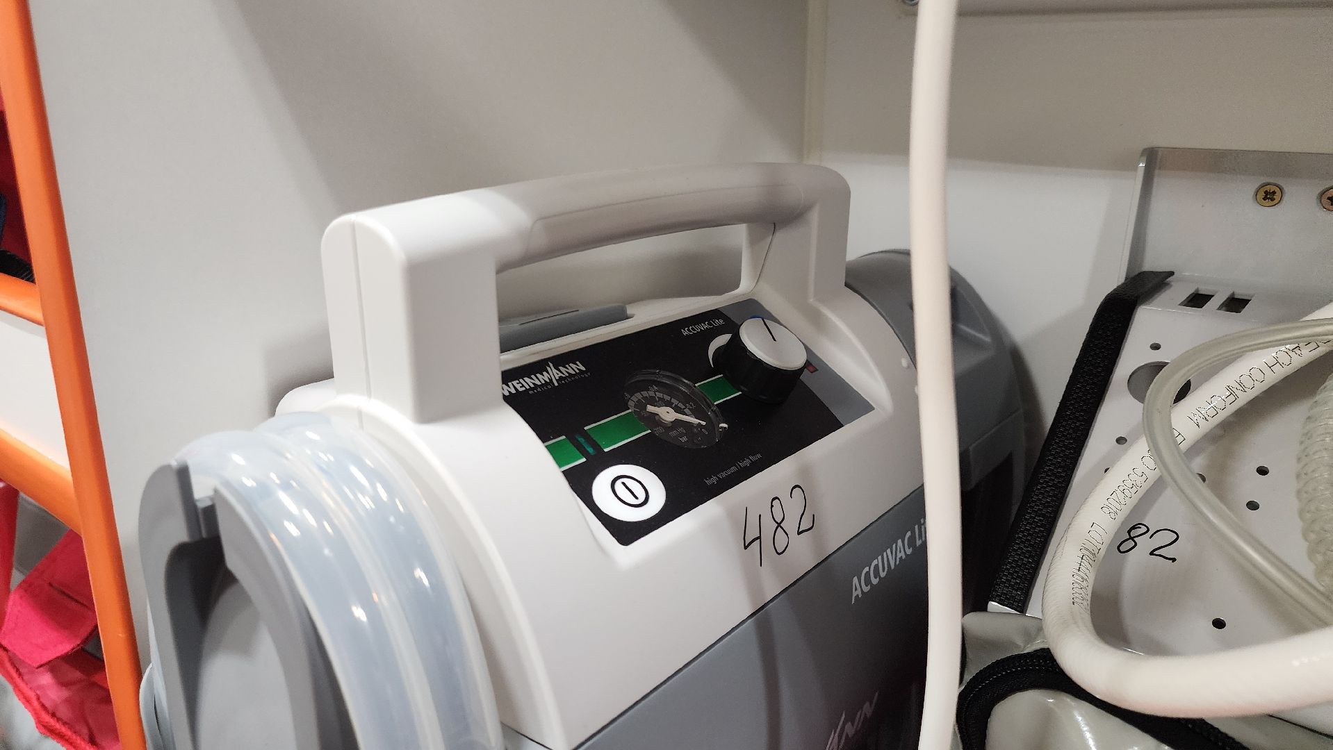 кашира, скорая помощь, новая машина, газель, обновление автопарка, пневматическая подвеска, ивл, дефибриллятор,