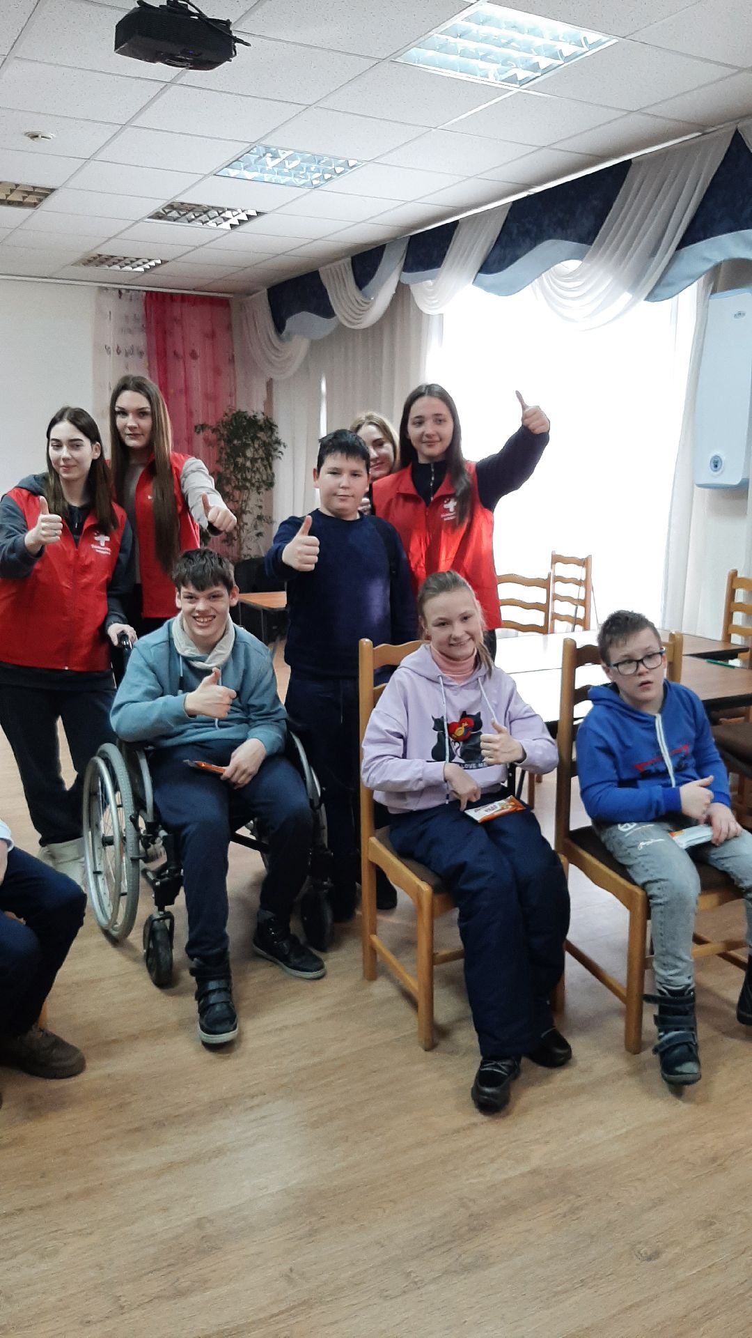 дети, волонтеры, доброедело, помощьлюдям,