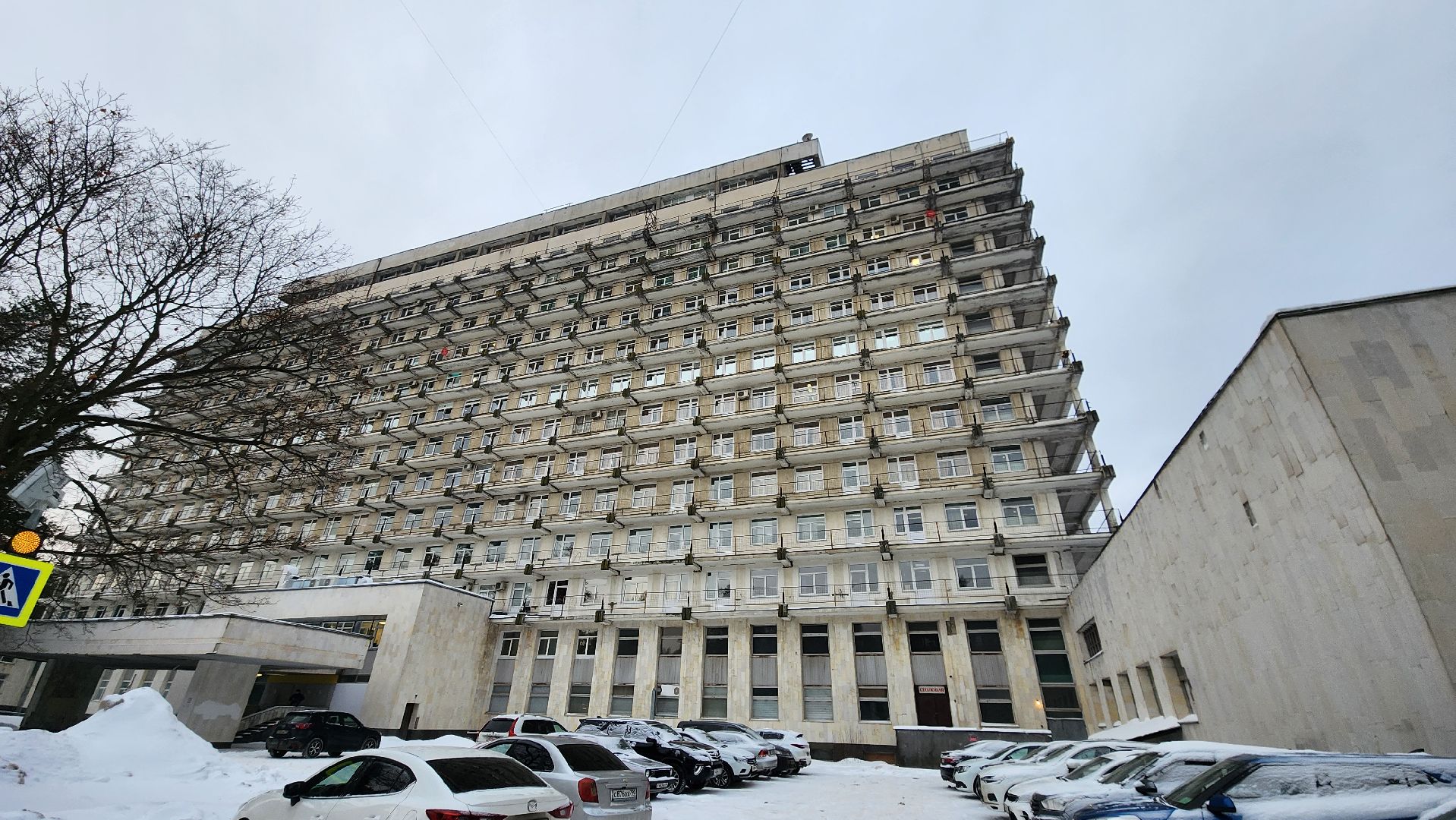 Приведи друга, Жуковская ОКБ, акция, выплата, 40 тысяч рублей, Семенов, специалист, медик,