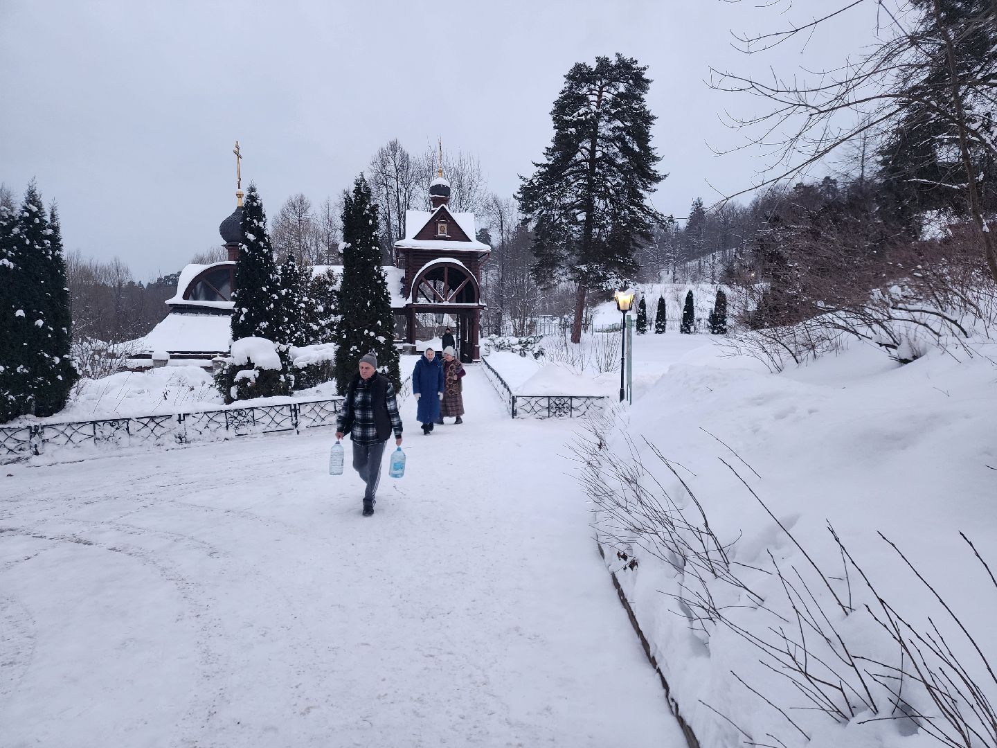 Звенигород, Православие, Крещенские купания,