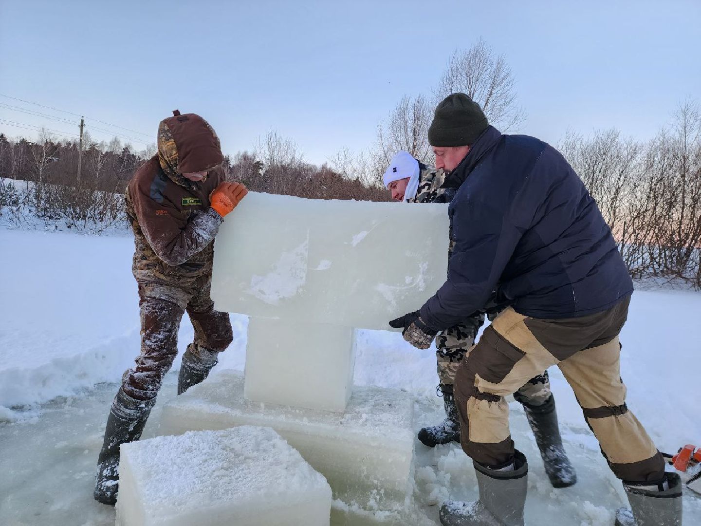 можайск, можайский округ, подмосковье, крещение господне, крещенские купания, купель, люди, религия, православный праздник,