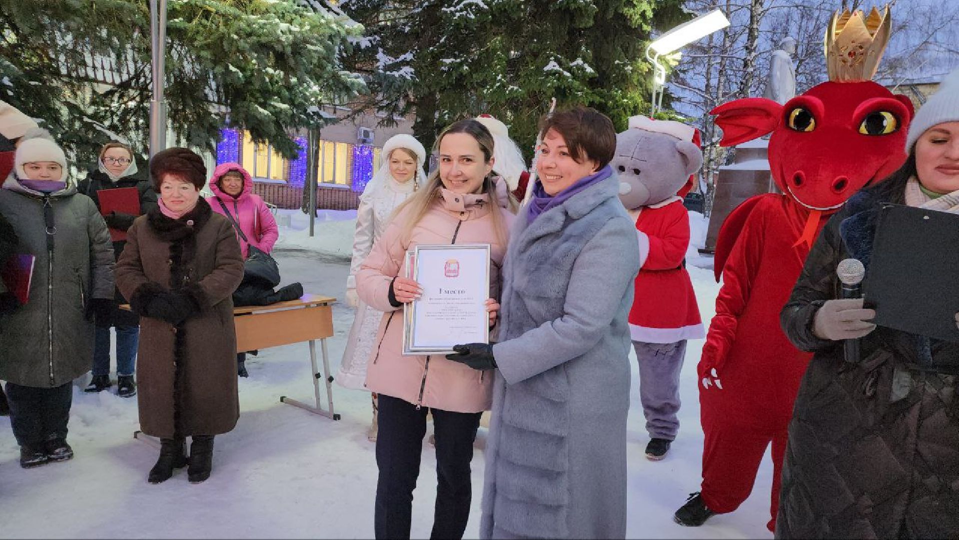 можайск, можайский городской округ, подмосковье, фестиваль, креативные елки, конкурс, жители,