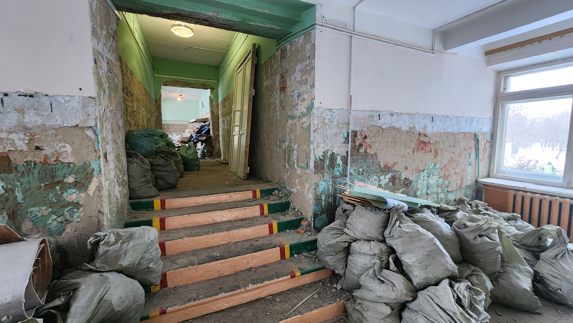 кашира, ожерелье, школа 10, капремонт школы, демонтажные работы,