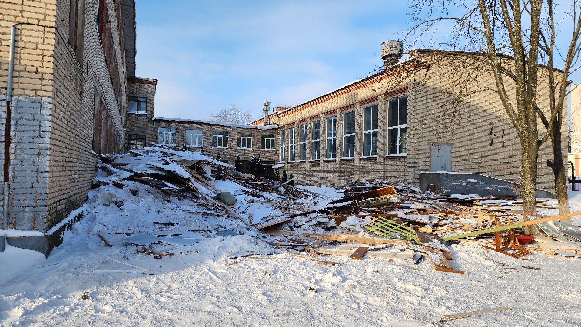 кашира, ожерелье, школа 10, капремонт школы, демонтажные работы,