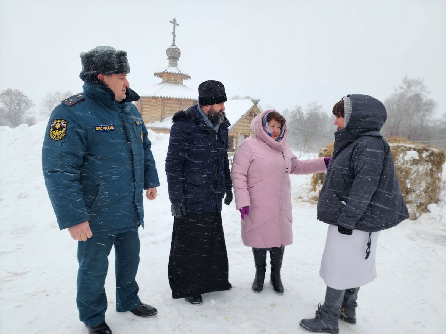 можайск, можайский городской округ, подмосковье, крещение, крещенские купания, купель, МЧС, проверка, люди, бесплатные автобусы, жители, православный праздник,