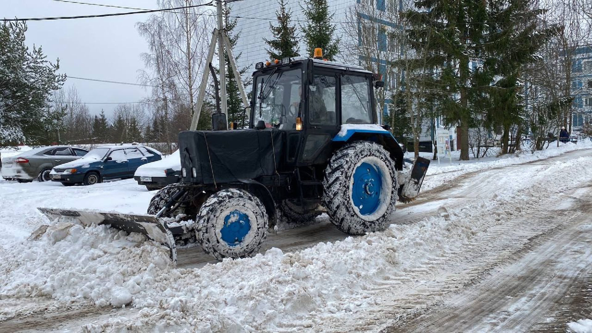 волоколамск, снегопад, дорожная безопасность, дорожная обстановка, дорожные службы, коммунальная техника, коммунальное предприятие,