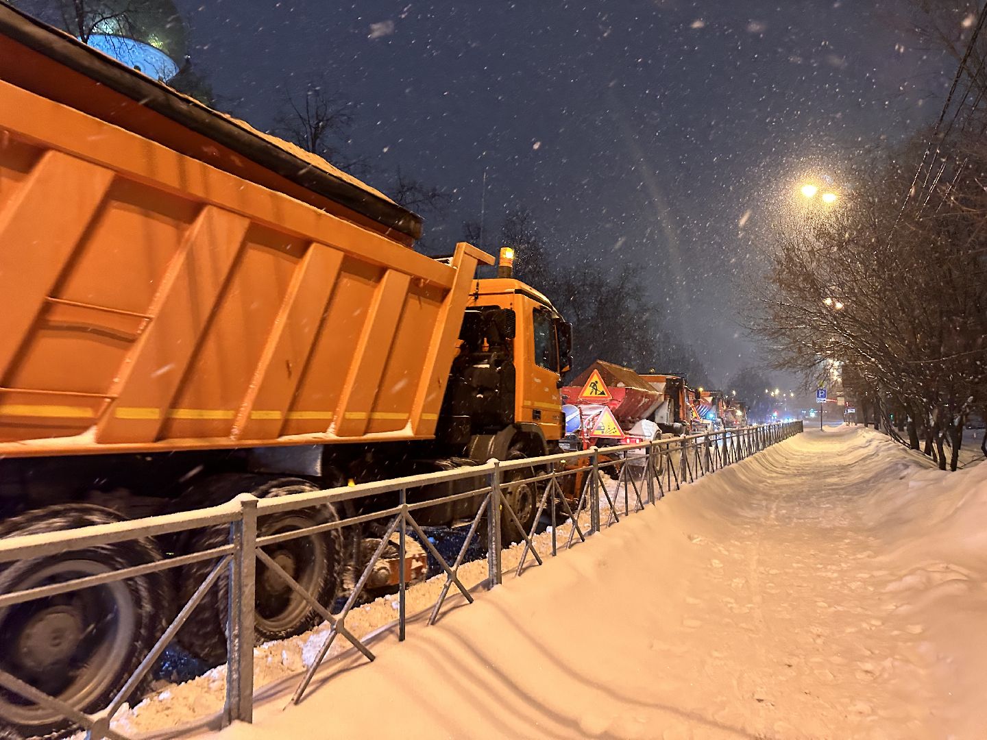 Метель в Подмосковье, Уборка дорог, Снегопад,