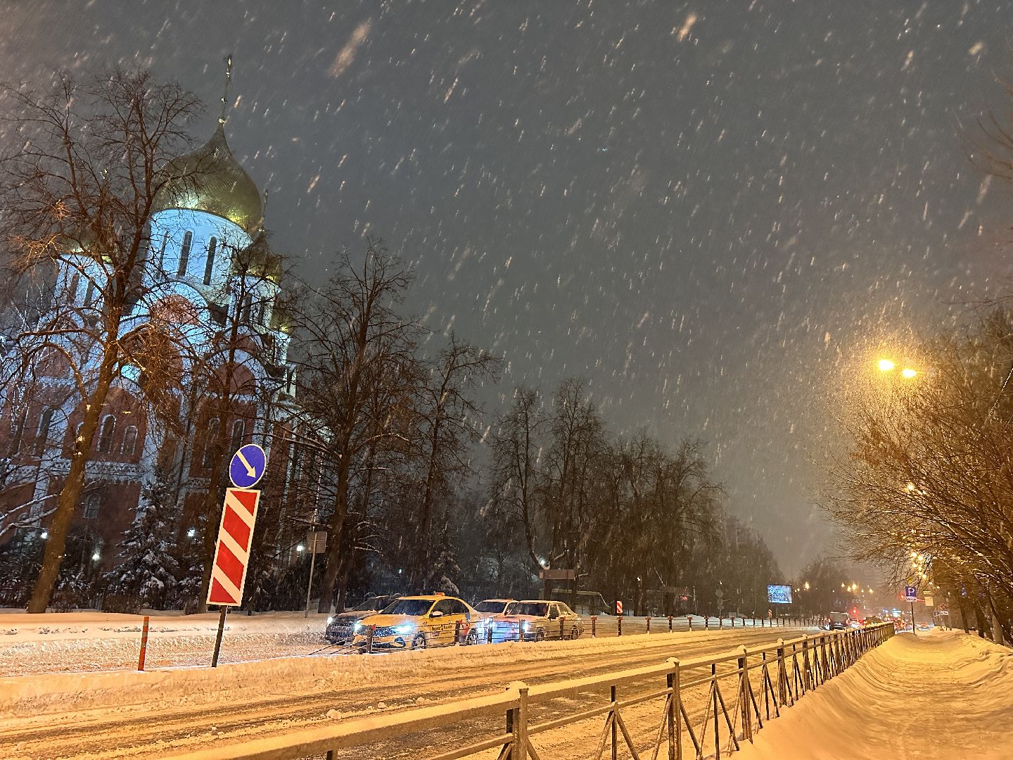 Метель в Подмосковье, Уборка дорог, Снегопад,