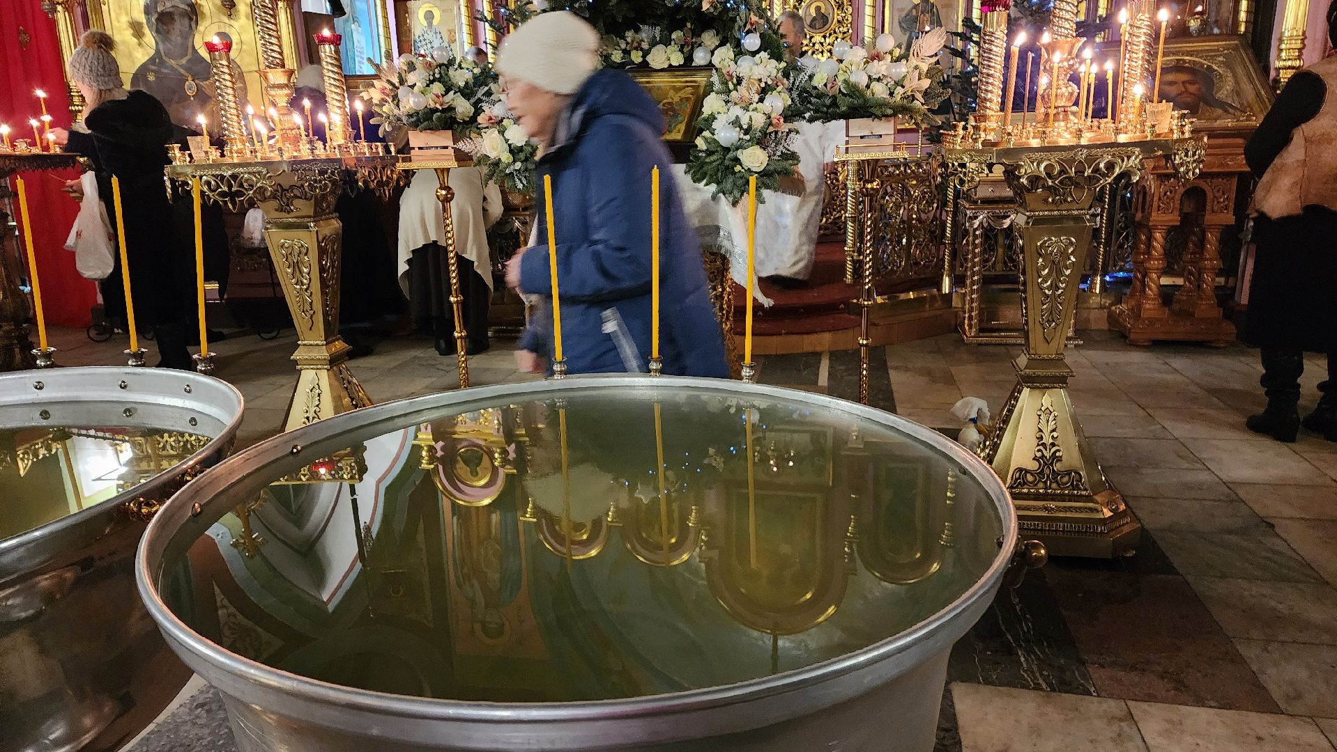 Подмосковье, Городской округ Пушкинский, Ивантеевка, Смоленской храм, крещение господне, служба,