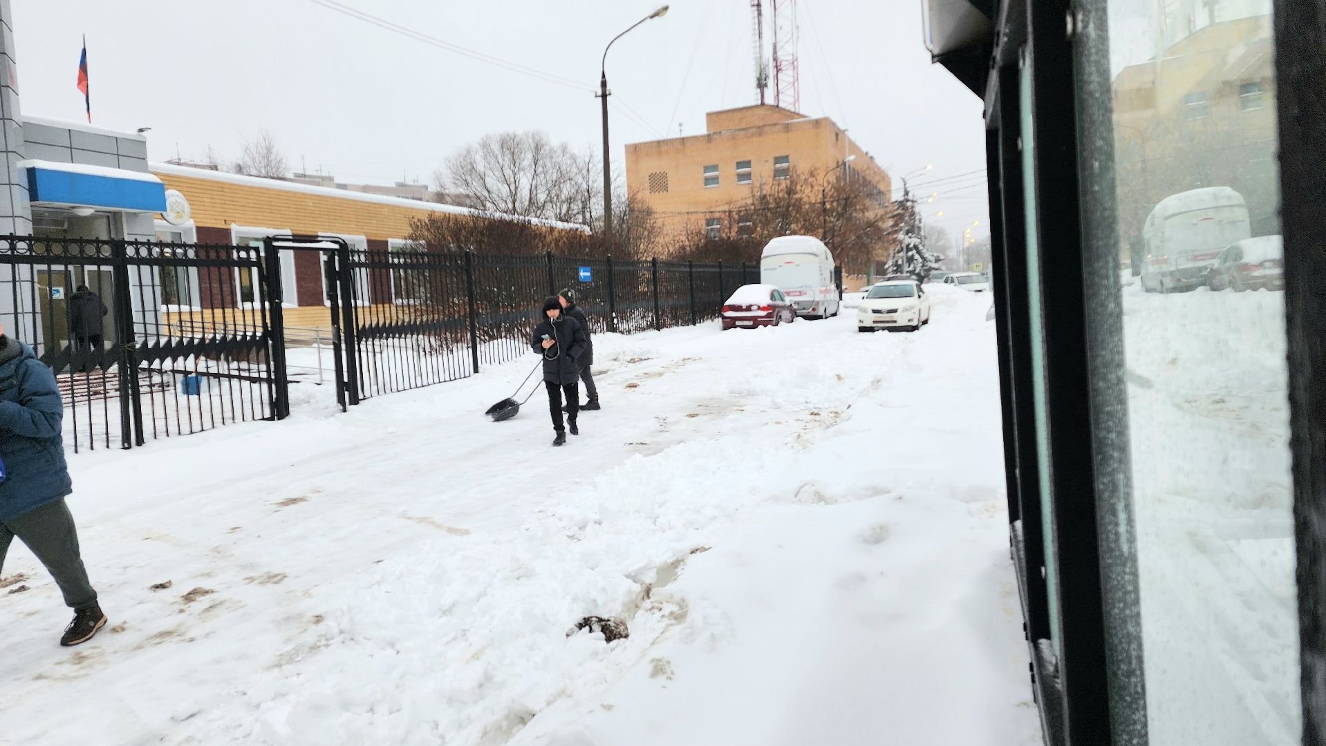 домодедово, снегопад, крещенская ночь, уборка снега, дорожные службы, коммунальные службы, снегоуборочная техника, усиленный режим, подмосковье,