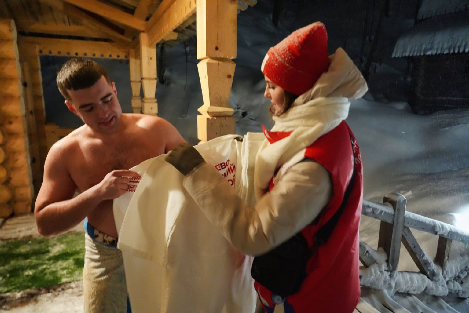 Гремячий ключ, Святой источник, Крещение, Праздник, Сергиево-Посадский городской округ, Сергиев Посад, Крещенские купания,