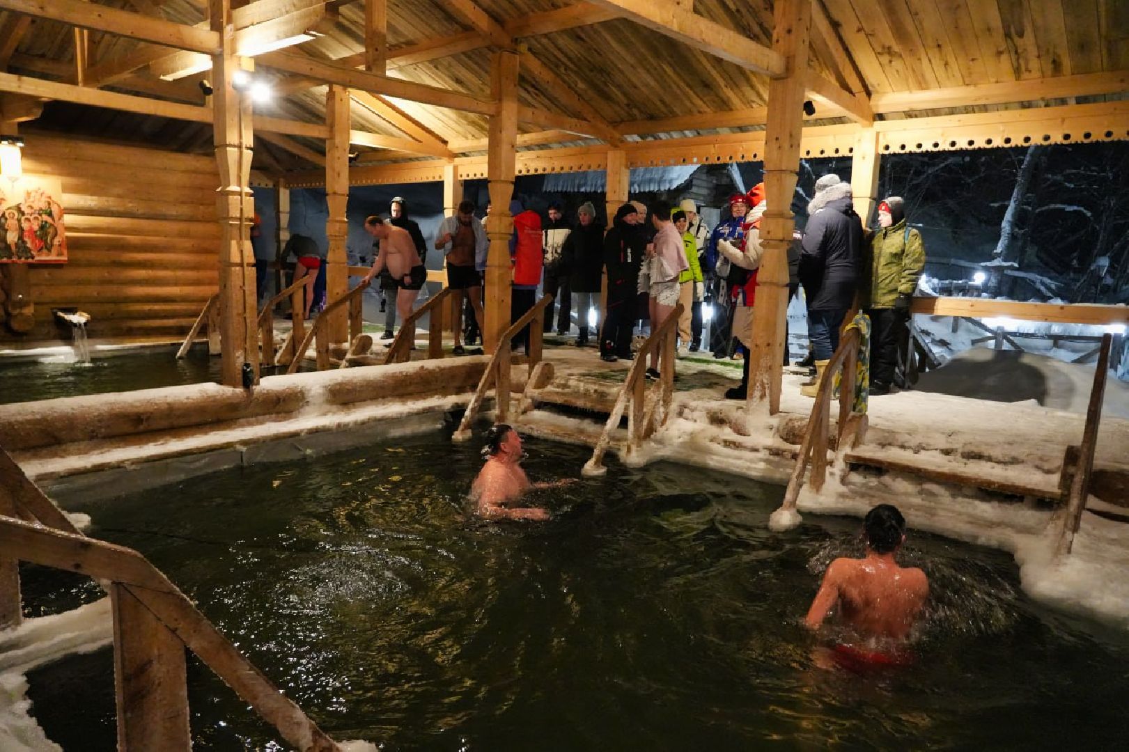 Гремячий ключ, Святой источник, Крещение, Праздник, Сергиево-Посадский городской округ, Сергиев Посад, Крещенские купания,