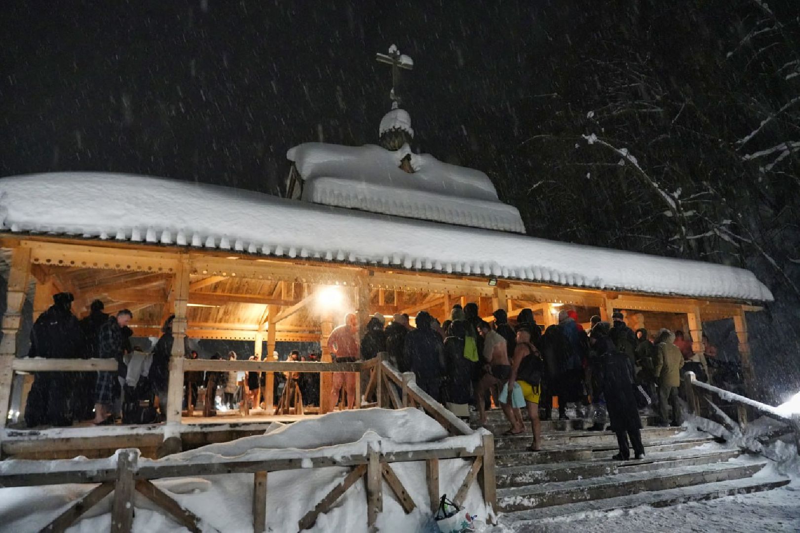 Гремячий ключ, Святой источник, Крещение, Праздник, Сергиево-Посадский городской округ, Сергиев Посад, Крещенские купания,