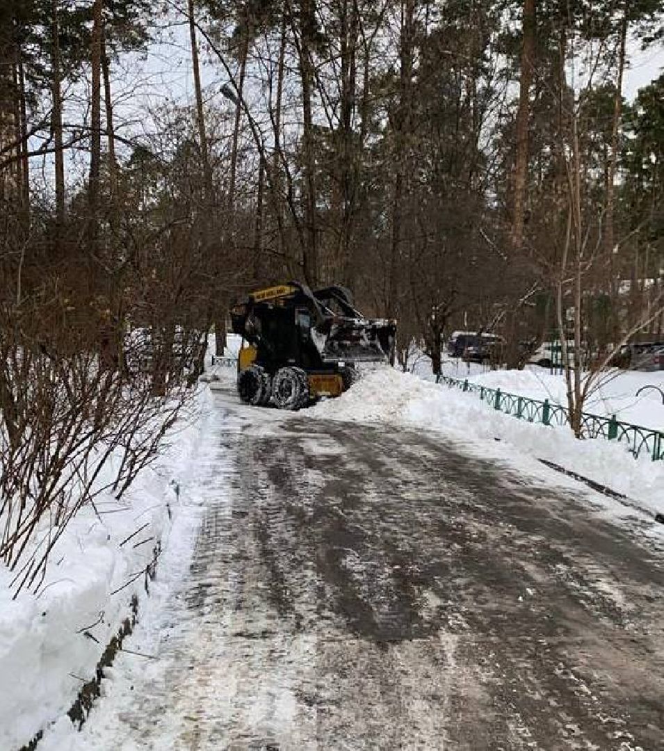 снегопад, уборка снега, коммунальные службы, трактор, Жуковская ОКБ, Агабекян, Никитин,