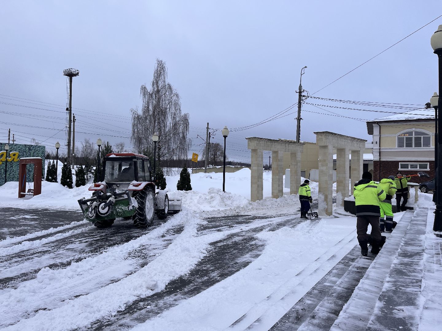 Шаховская, комунальная техника, снег, снегопад, уборка дорог,