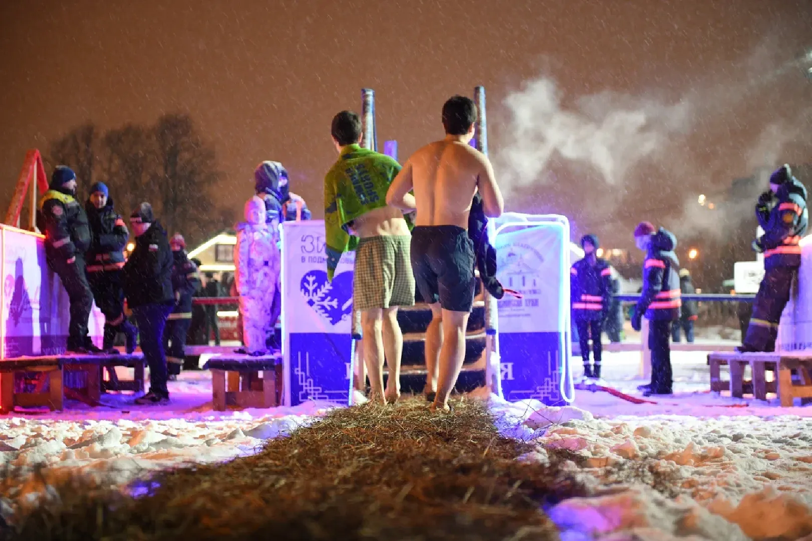 химки, крещение господне, крещенские купания, купели, общество, праздник,