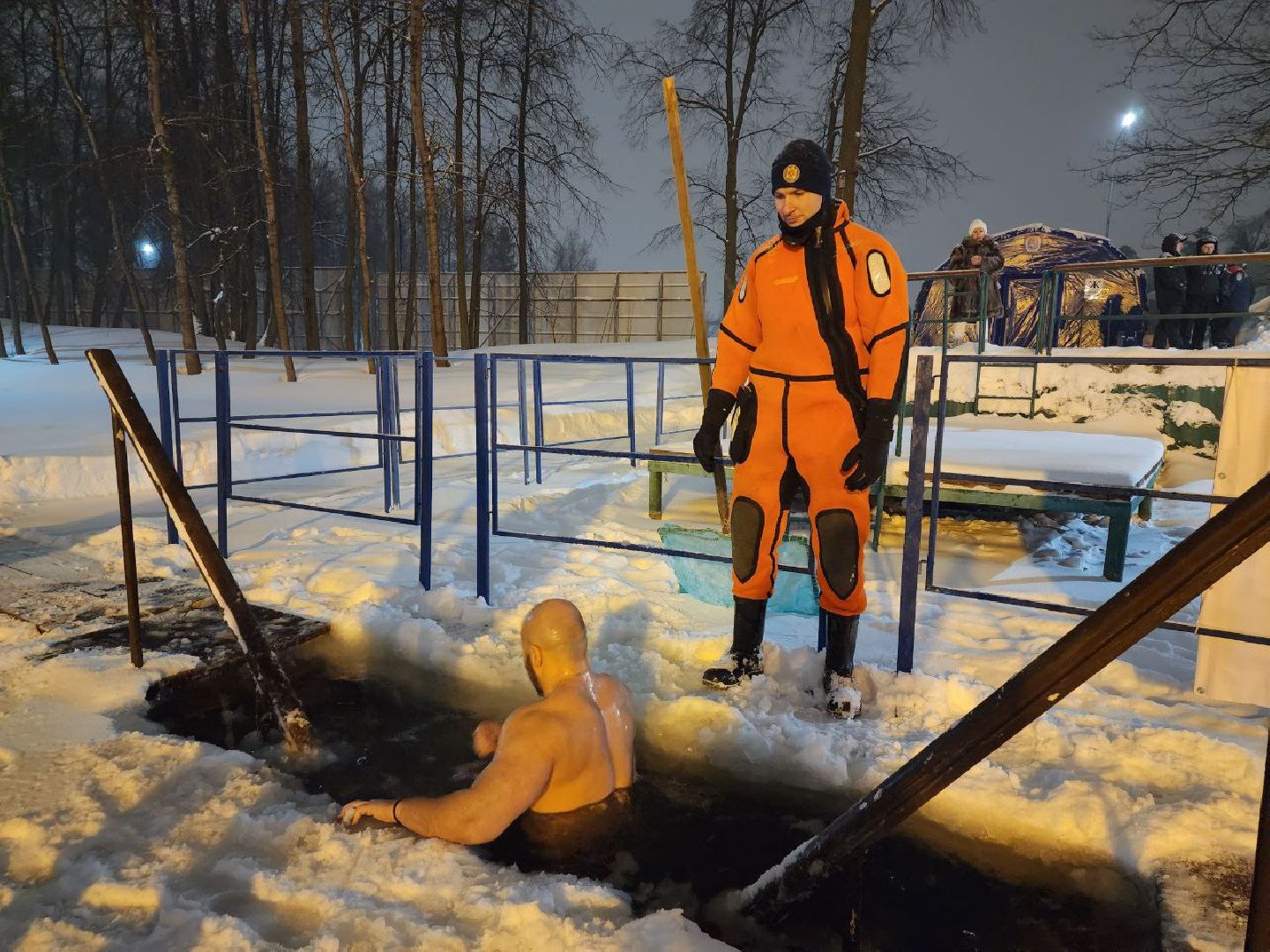 крещение господне, 19 января,крещенская вода,ленинский округ,