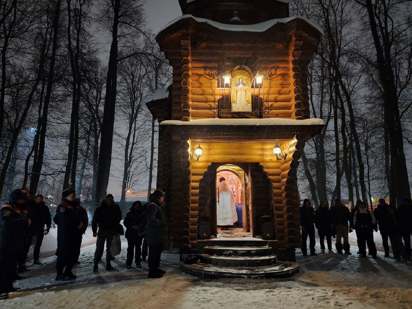крещение господне, 19 января,крещенская вода,ленинский округ,