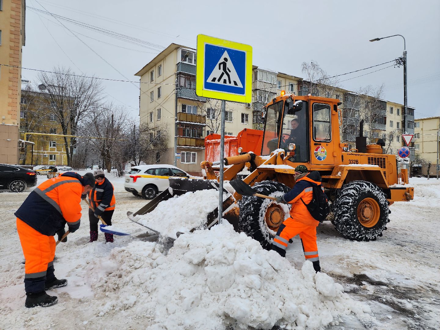 серпухов, Подмосковье, убирают снег, Комбинат Благоустройства,