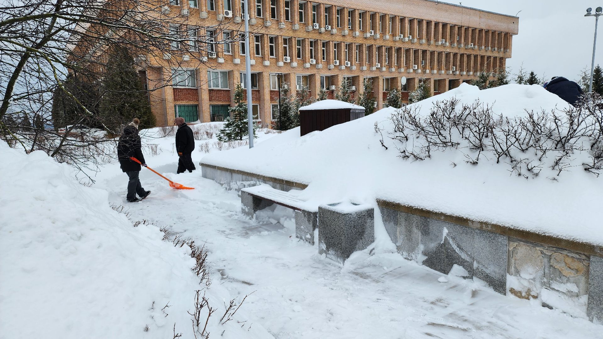 кашира,снегопад, уборка улиц, жкх, техника, тракторы, вывоз снега,