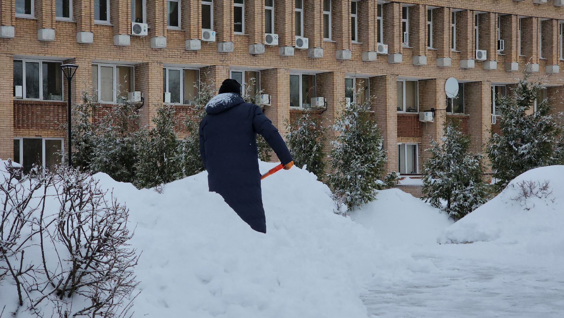 кашира,снегопад, уборка улиц, жкх, техника, тракторы, вывоз снега,