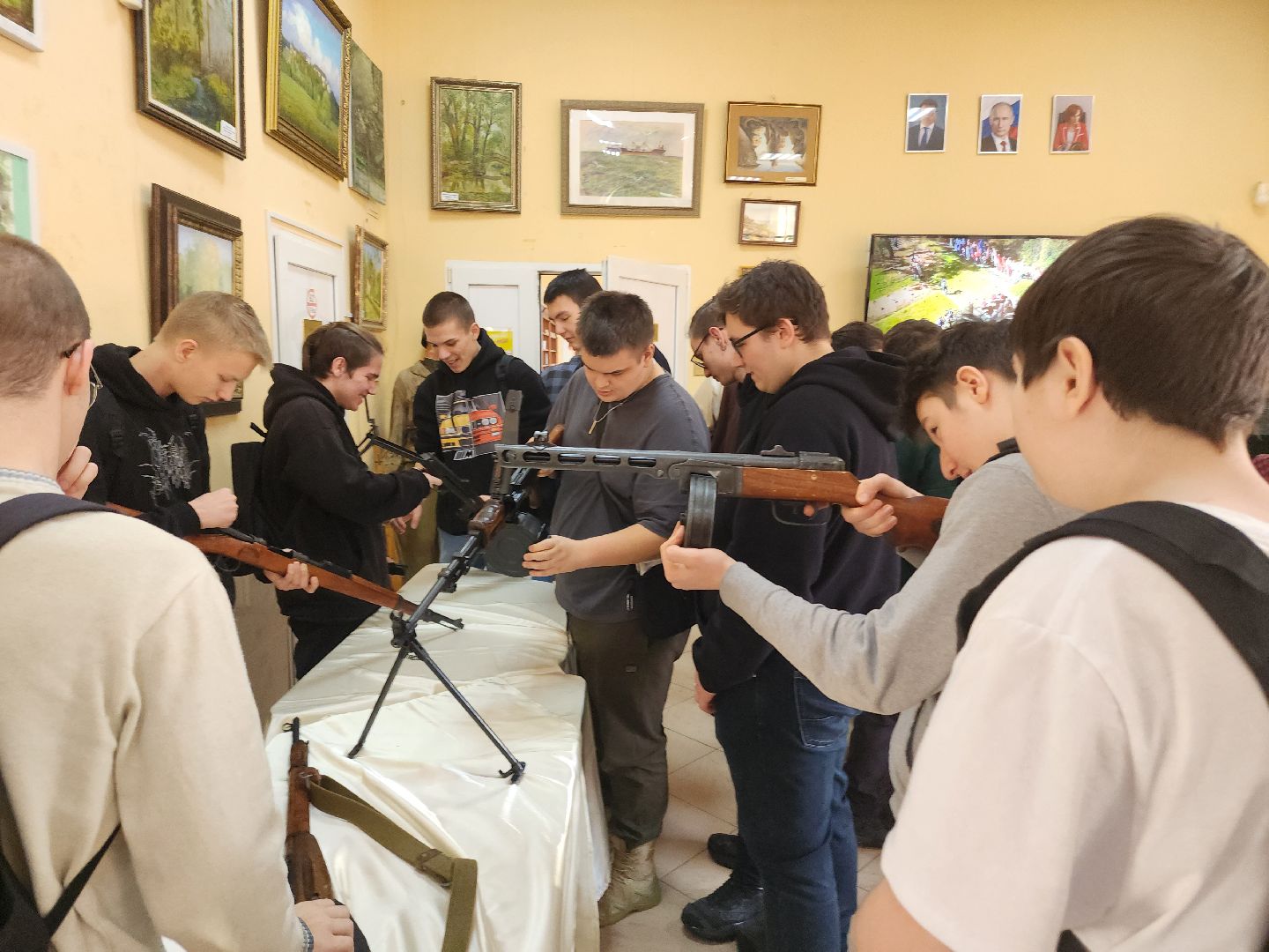 вов, поисковый отряд, выставка,