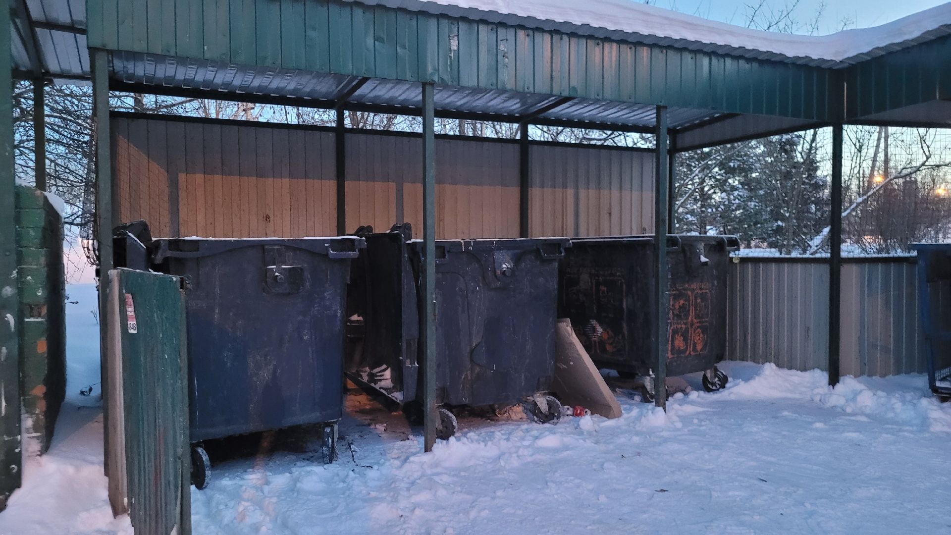 жкх подмосковье, уборка дворов, контейнерная площадка, горки ленинские,