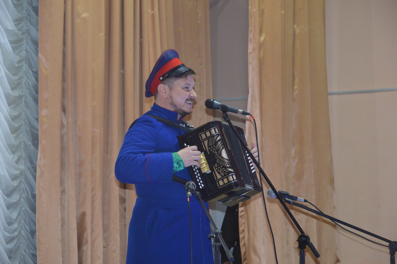 С гармонью для победы, шатура, городской округ культура, концерт, казачья песня, народные танцы, петровское,