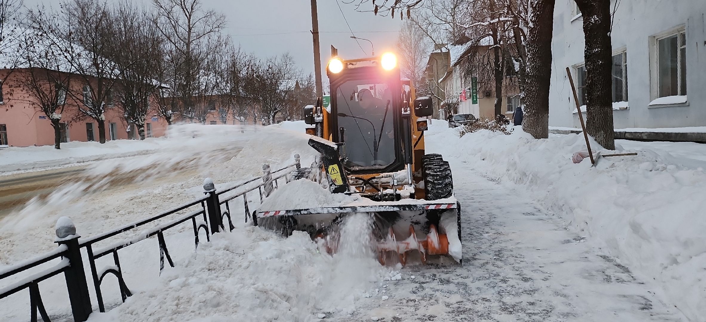 электросталь, мой город, благоустройство, уборка снега, уборка дворов, уборка дорог, уборка общественных территорий, уборка улиц, уборка территорий, снегоуборочная техника, снегоуборочные машины, снегоуборка,