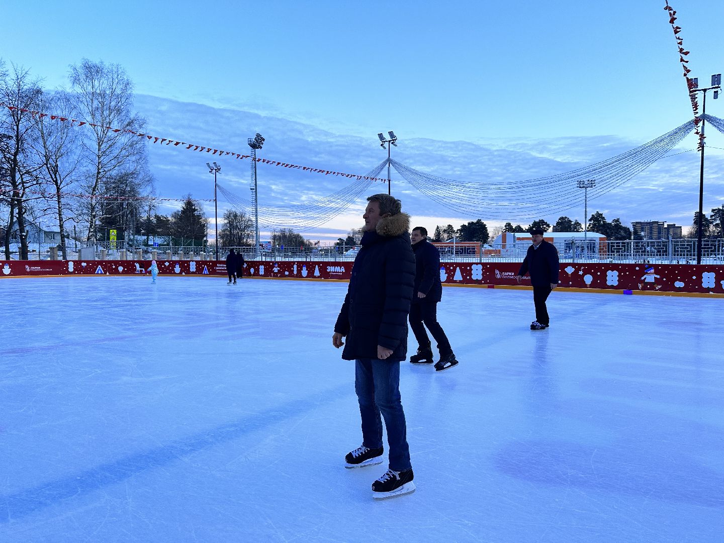 Новый каток, зима в подмосковье, наро-фоминск,