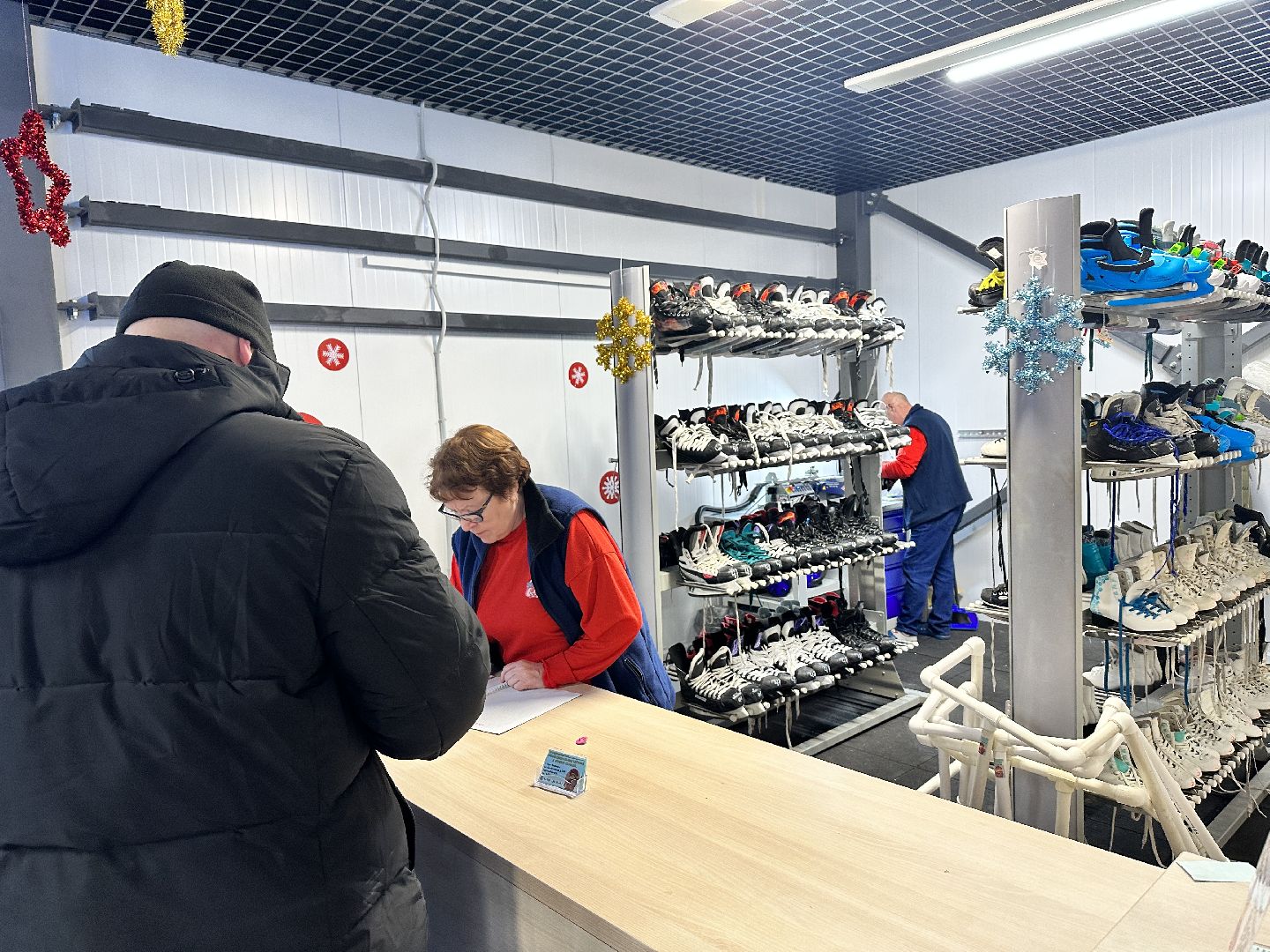 Новый каток, зима в подмосковье, наро-фоминск,