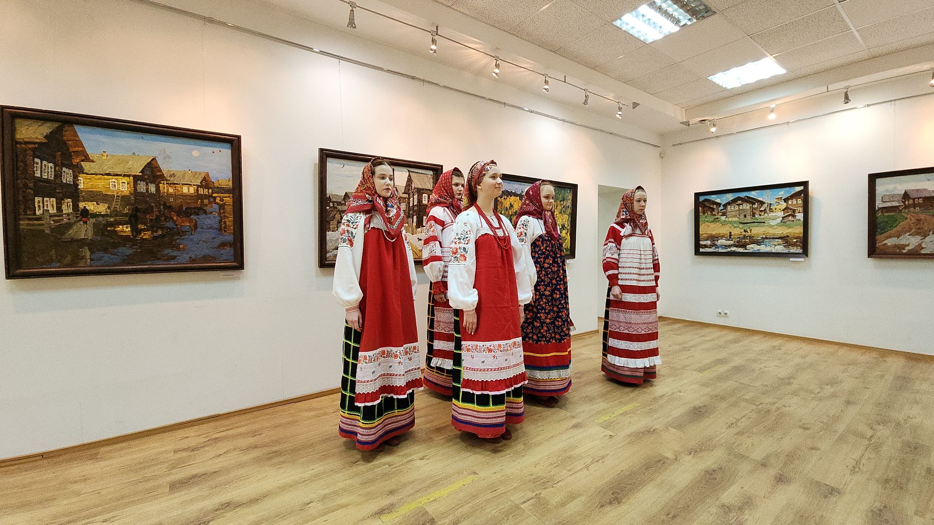 электросталь, мой город, культура, культура подмосковья, выставка, художник, художественная выставка, выставочный зал, русский север,