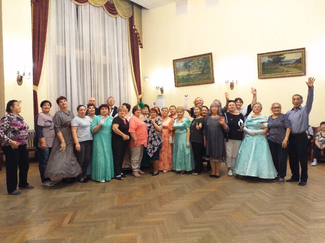 Лосино-Петровский, общество