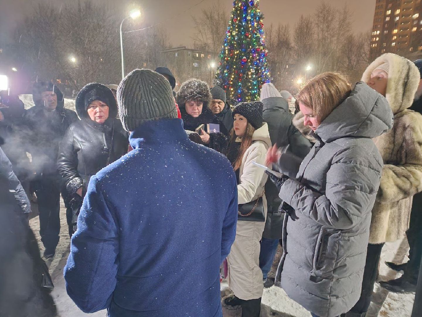 Реутов, ЖКХ, ДК Мир, встреча, выездная администрация, вопросы, ответы,