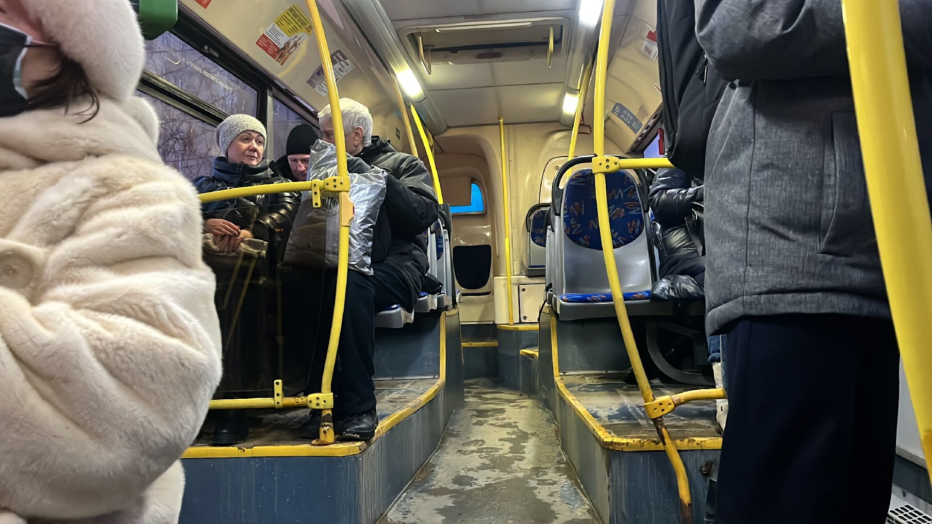 автобус, автобусное сообщение,