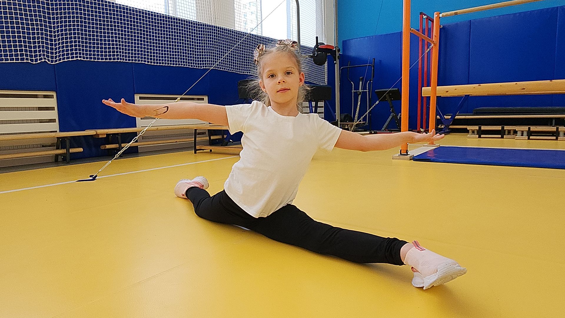 электросталь, электросталь спортивная, мой город, образование, образование подмосковья, гимназия, гимназия 9, учитель, урок, урок физкультуры, день студента, студенты,