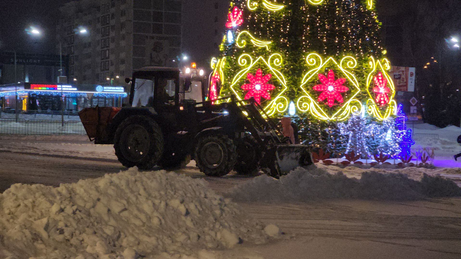 Снег, уборка снега, коммунальная техника, коммунальщики, рузский городской округ, руза, московская область, подмосковье,