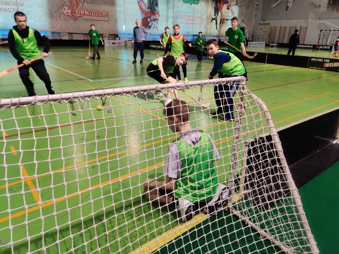 Красноармейск, хоккей в валенках, хоккей с мячом, тренер, воспитанники православных школ