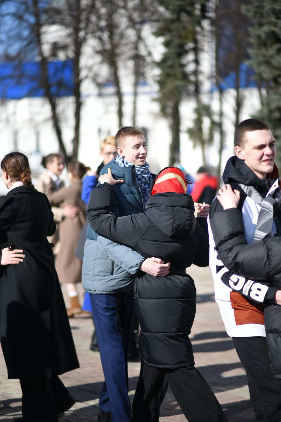 Севастопольский вальс, Бронницы