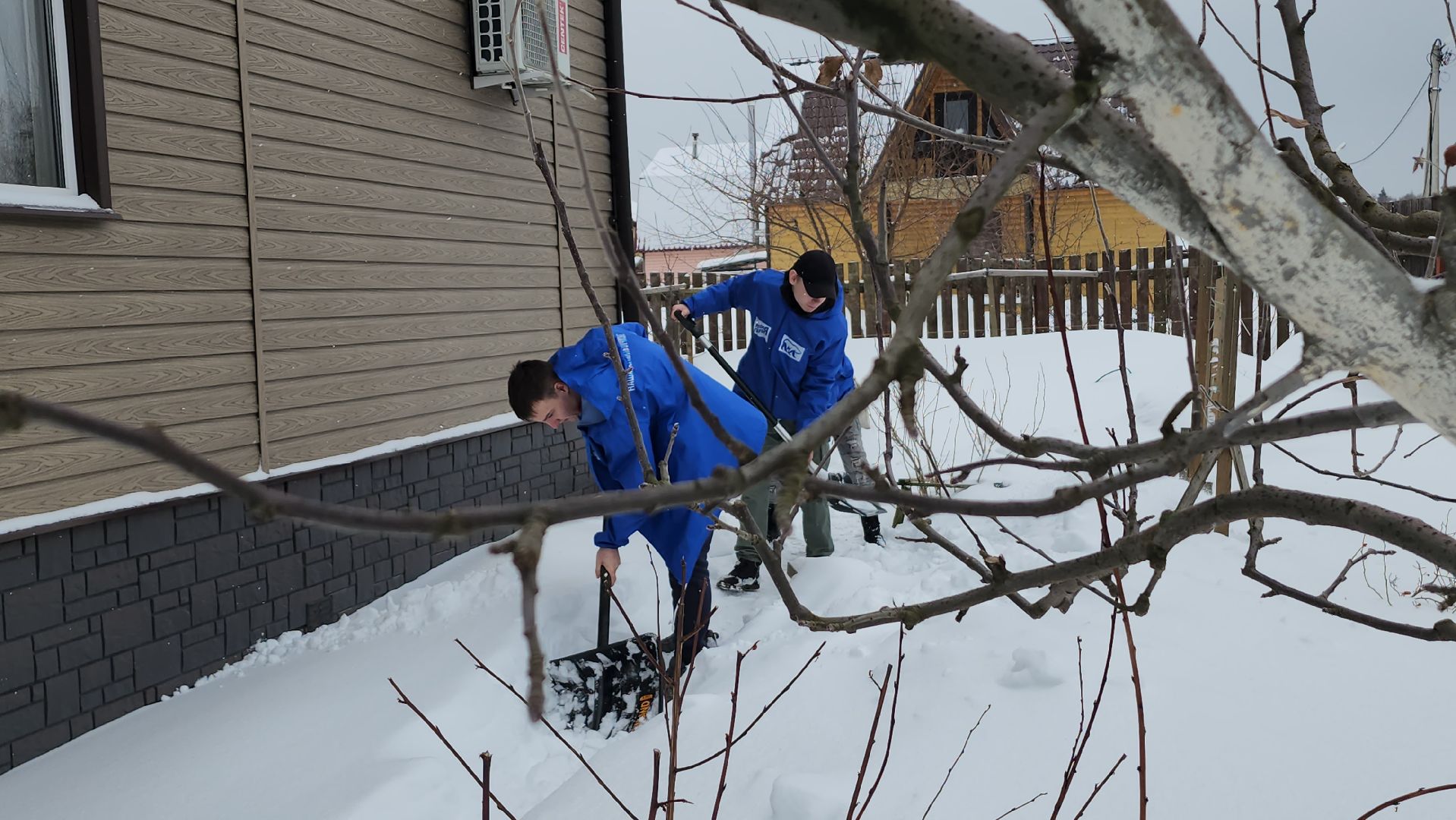 серпухов, молодая гвардия, блокадники, волонтеры, доброе дело,