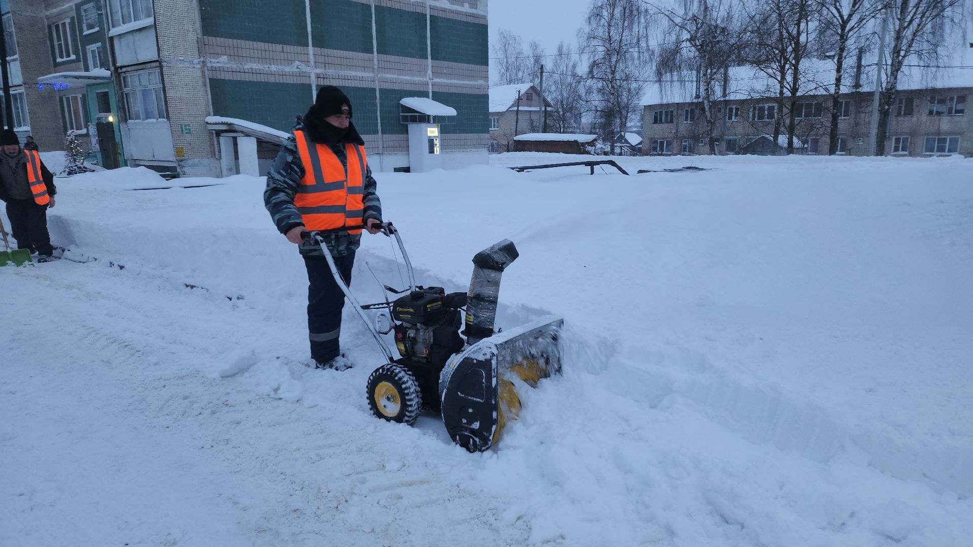 благоустройство, уборка снега, коммунальная техника, коммунальщики, руза, рузский городской округ, московская область,