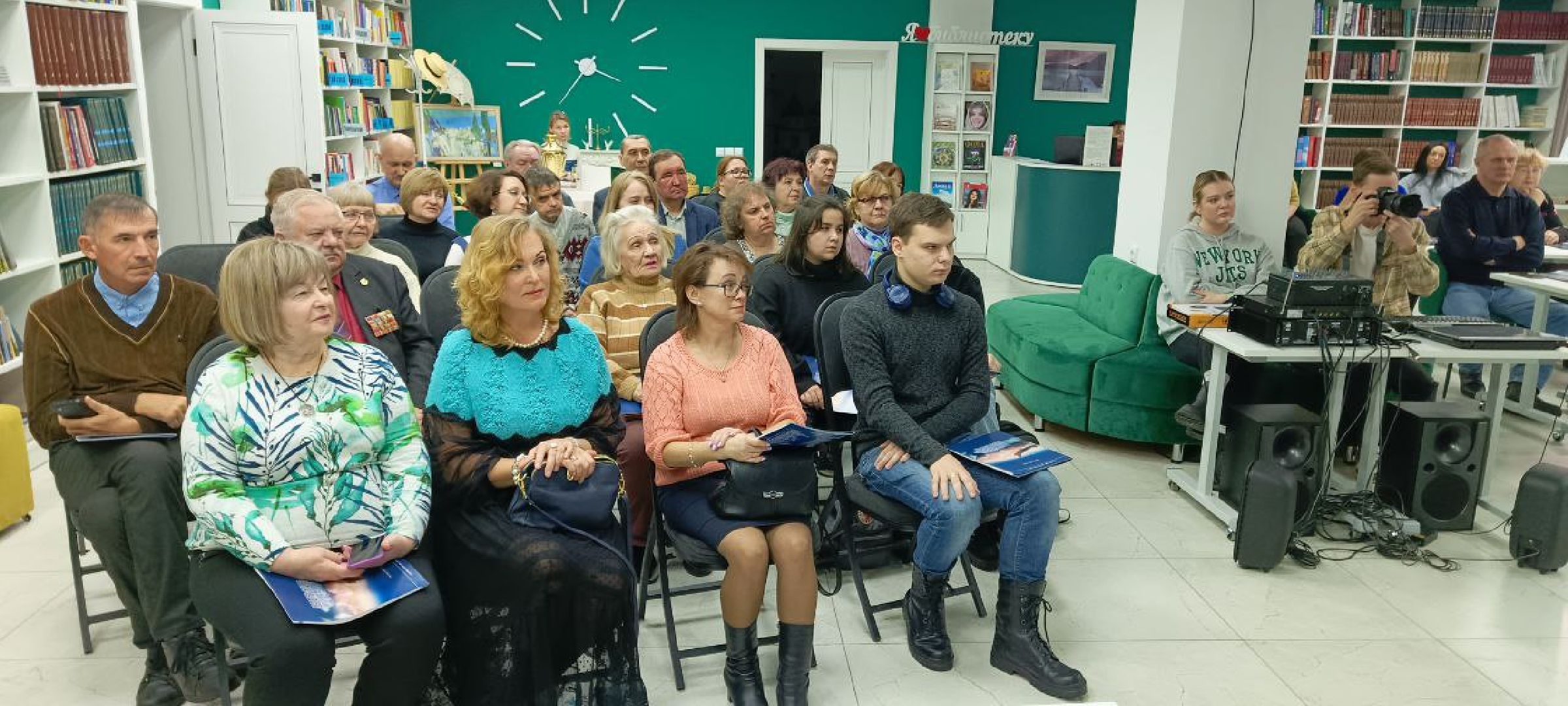 Дмитров, Проект Читай и смотри, Писатель Аркадий Зюзин,